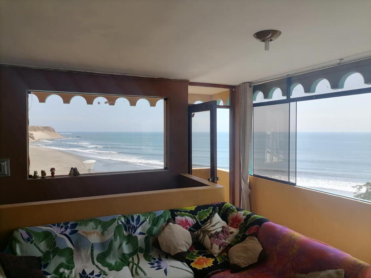 Hospedaje Restaurante El Hombre Puerto Chicama Bagian luar foto